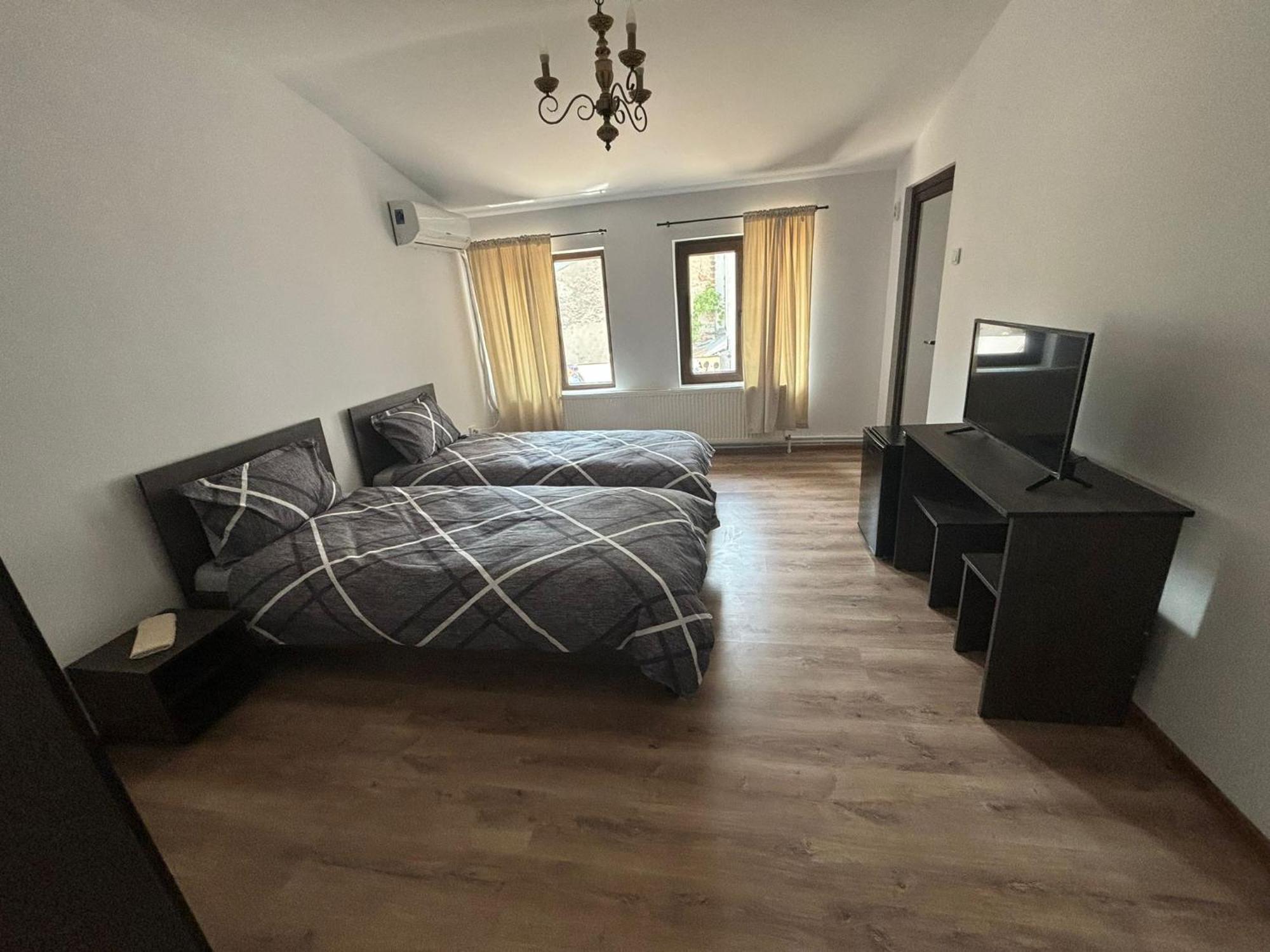 Alexander Residence Brăila Buitenkant foto